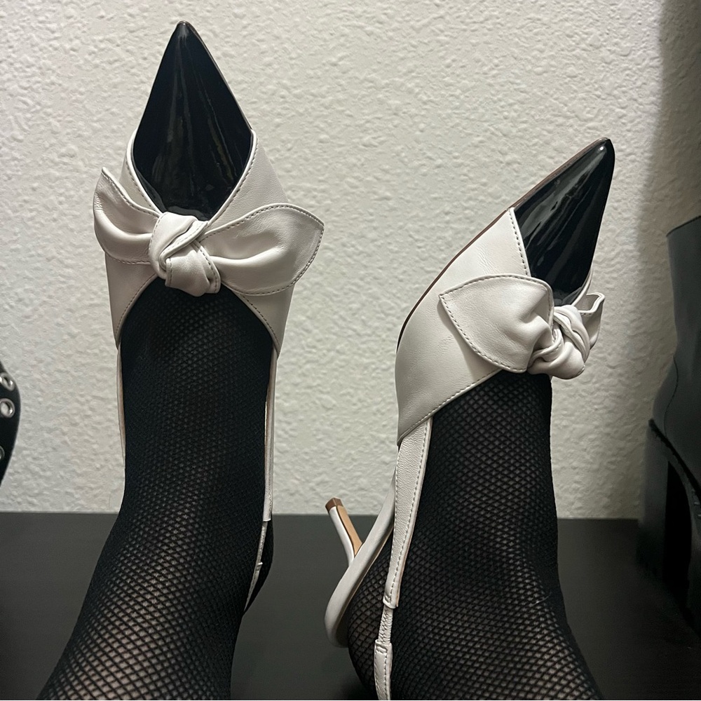 Ann Taylor Black and White Bow Heels